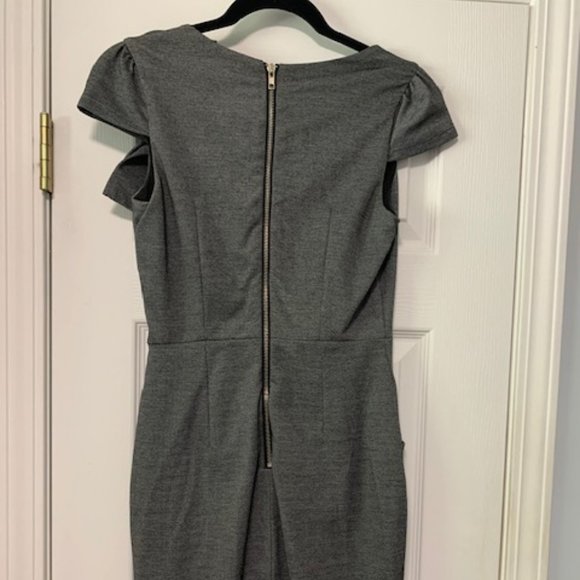 Charlotte Russe Exposed back Zip Grey Bow dress - Picture 5 of 7